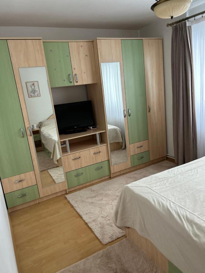 Lalelelor Apartment Сучава Екстер'єр фото